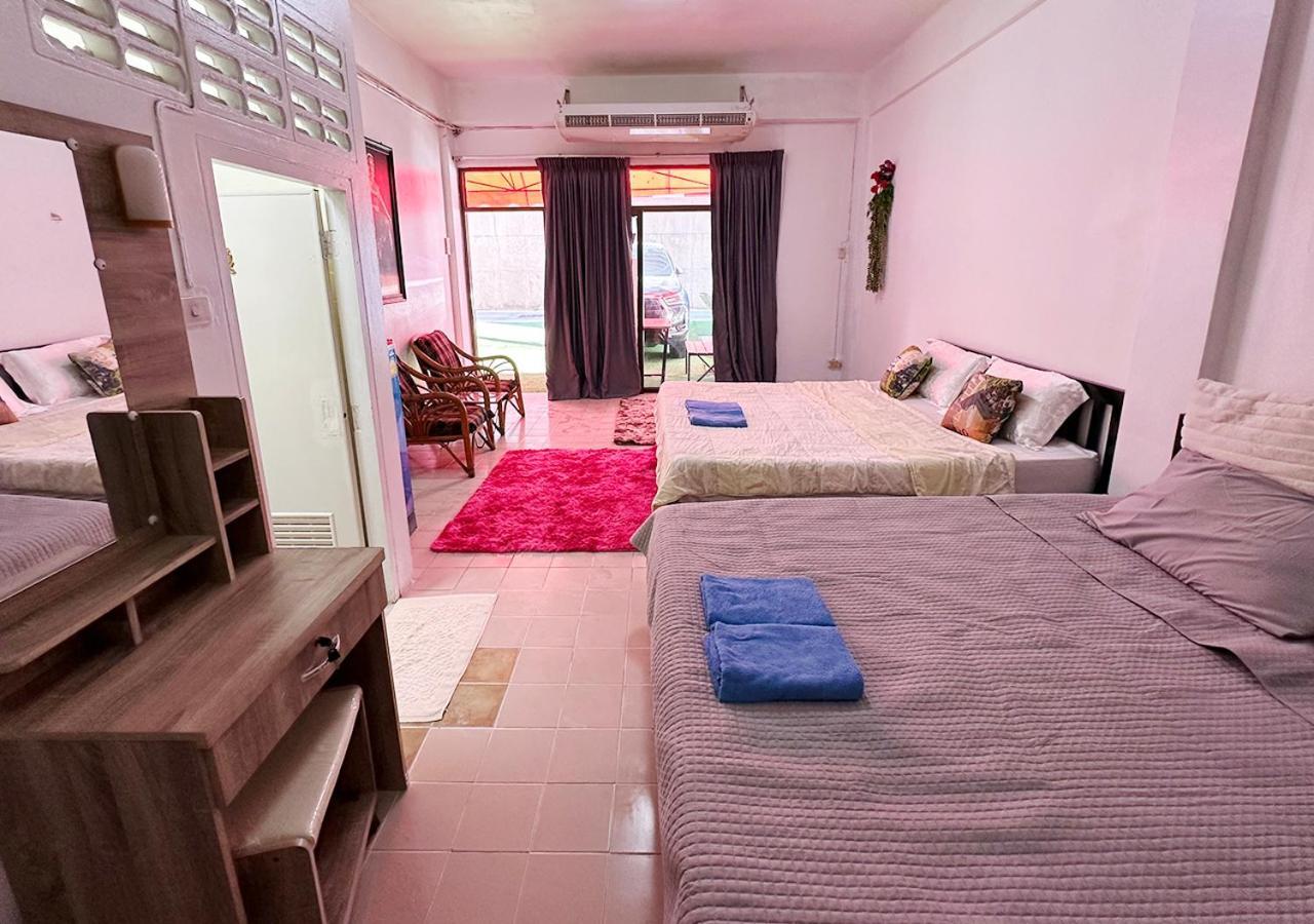 Sea View Jomtien Guest House Екстериор снимка